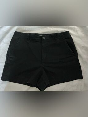LOFT Black The Washed Twill Short 4”